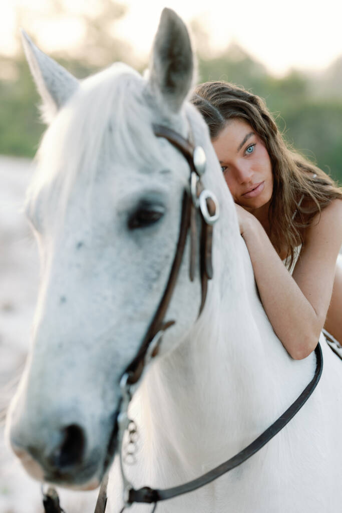 Horse Bride Photos Florida Bride Inspo Photographer